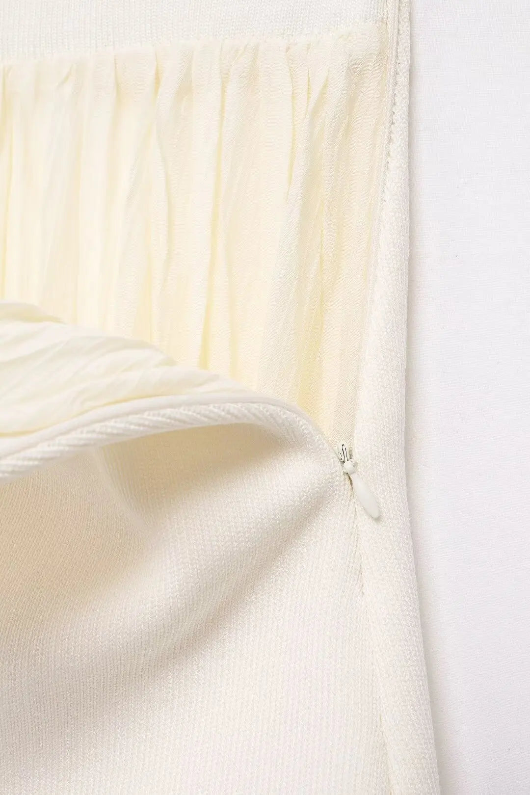 TRAFZA Women 2 Piece Set V-Neck Sleeveless Button Knitted Vest Top+Elegant Splicing High Waist Zipper Long Skirts Holiday Suits Don't Taxe That